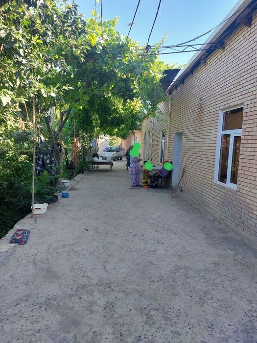 Когон тумани Сиёз поён кишлогида 26сотихли катта ховли сотилади