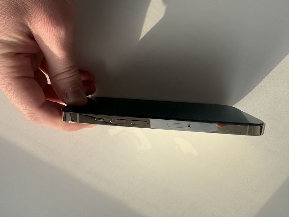 Продам Iphone 14 pro gold 256 GB