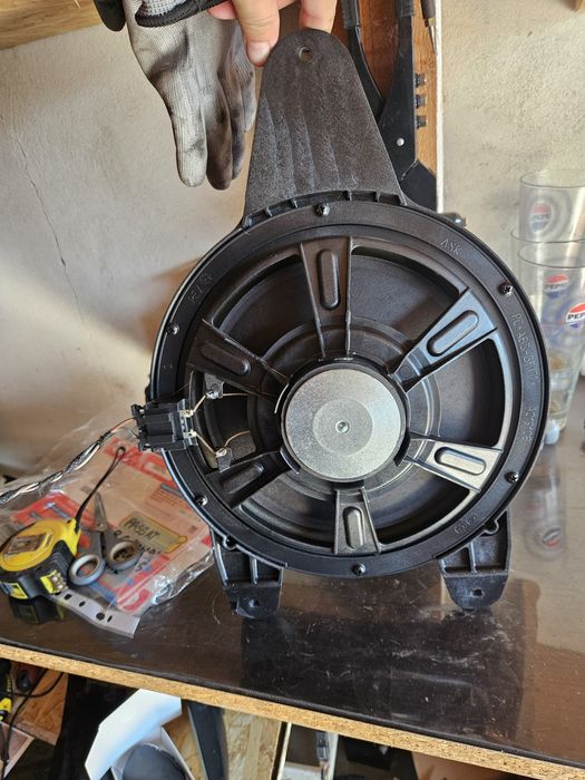 Subwoofer,boxa audi a4 b9,mercedes amg,bmw e90/f10