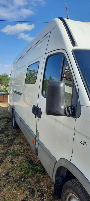 Товарен бус Iveco Daily