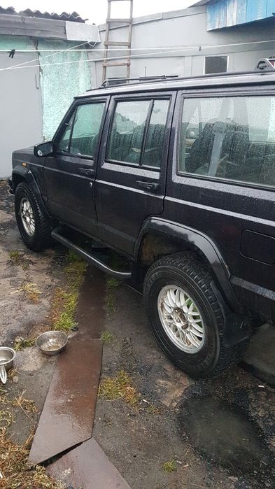 Обменяю Jeep чероки XJ