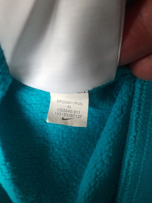 Nike мъжки суичър M размер.