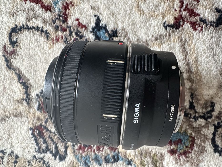 Canon 50 mm  0.35/ 1.1 ft