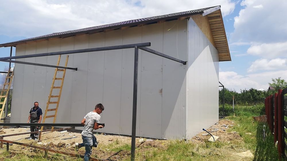 Vand container modular tip casa de locuit din structura metalica