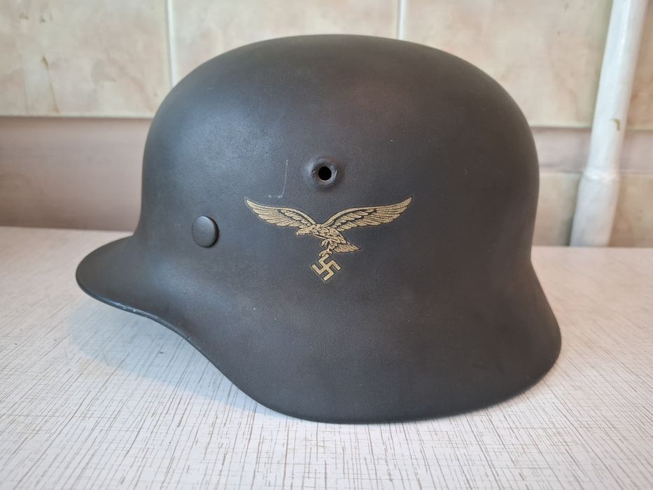 Каска военного периода.