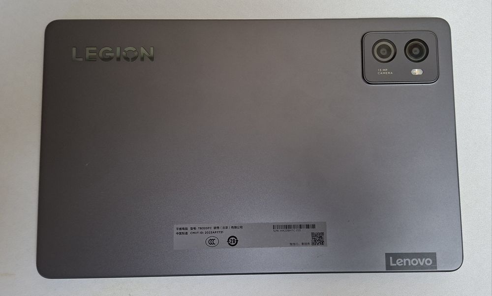 Планшет Lenovo Legion Y700/2023 года.