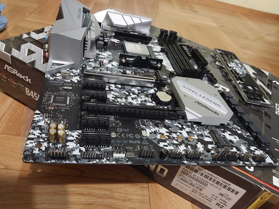 AMD Ryzen 5 5600X + AsRock B450 Steel Legend