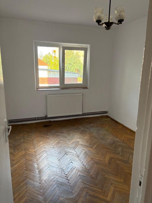 Apartament de inchiriat