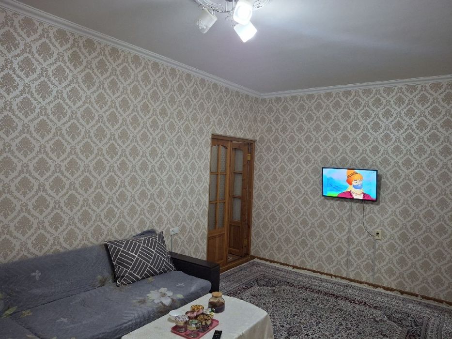 Сдаётся 1 комн.кв.Юнусабад 14 кв 3 этаж