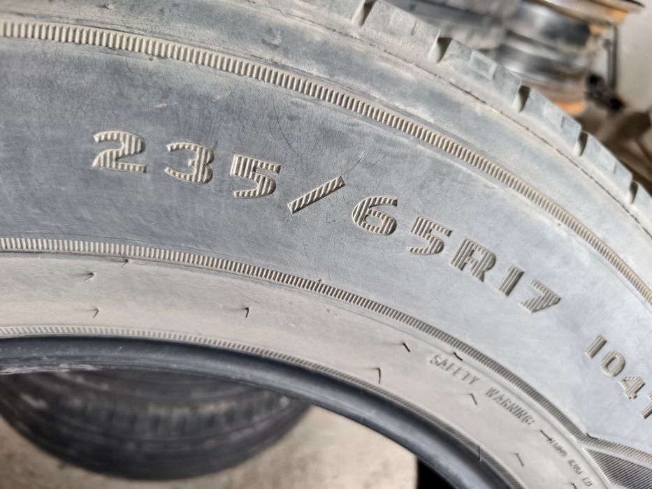 Продам 1 баллон 235/65/17