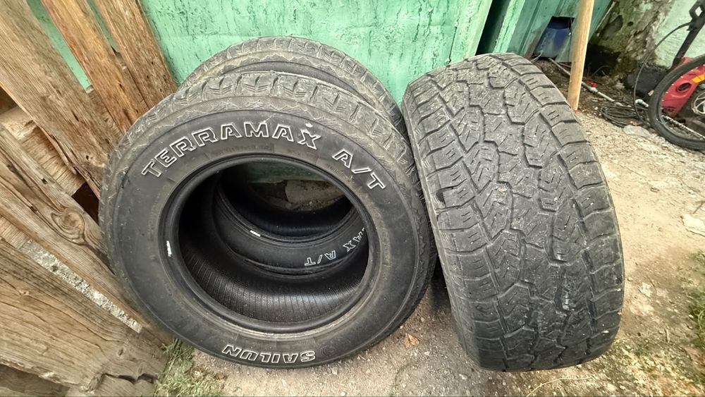 Продам шины 3 штуки