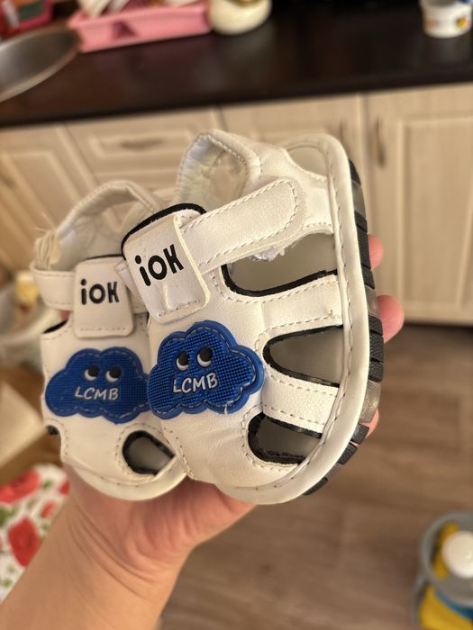 Сандалики для малышей