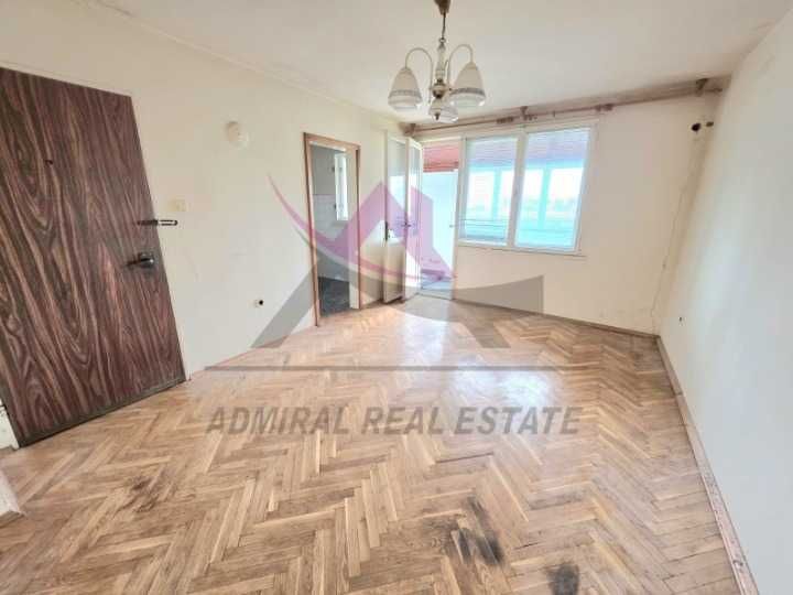 Продава се Едностаен апартамент в Варна, Център - 25 кв.м за 2596 €/кв.м - Снимка #1