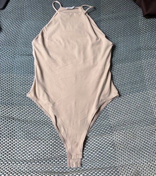 Потник в бежово ZARA нов