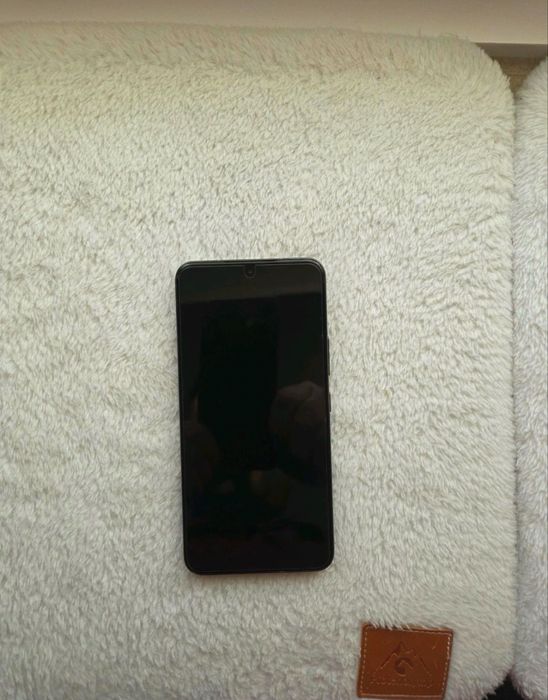 Samsung Galaxy S22 100% functional