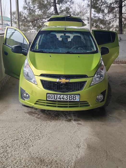 Spark 2010 mexanika narxi 4000$