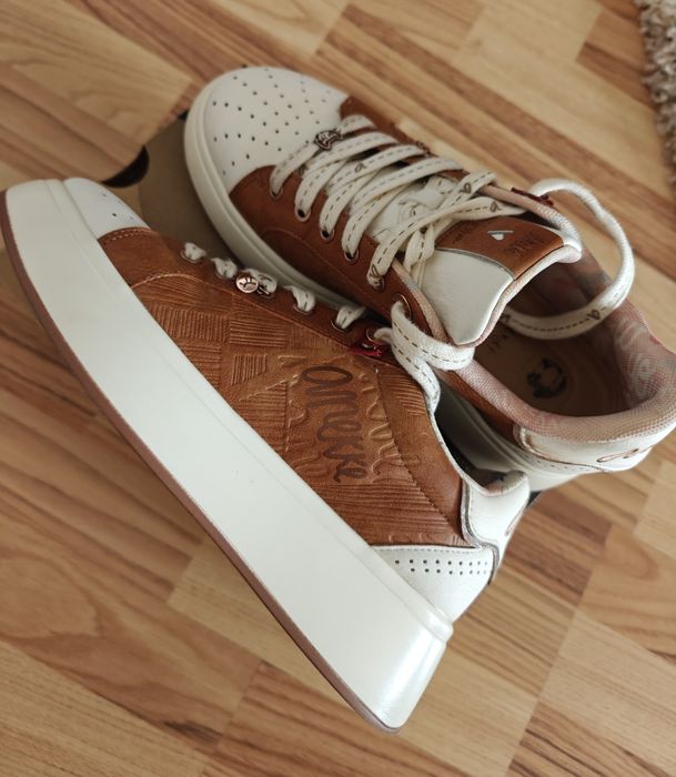 Sneakers Anekke dama