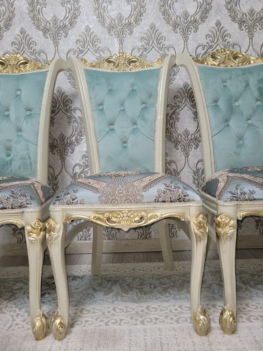 Стулья для гостиной