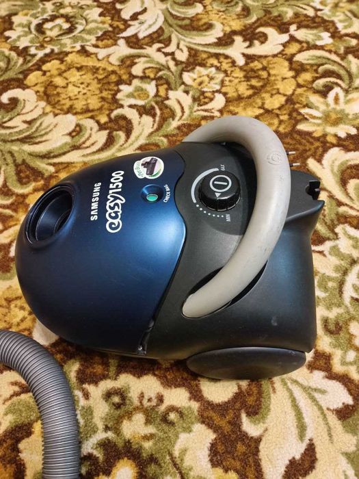 Продается пылесос SAMSUNG