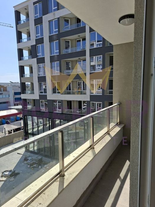 Продава се Двустаен апартамент в Бургас, Изгрев - 74 кв.м за 1717 €/кв.м - Снимка #9
