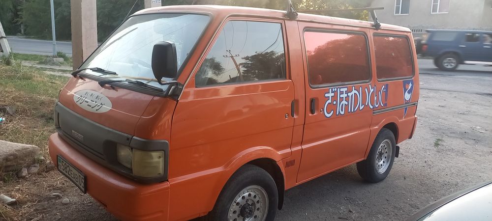 Продам Мазда бонго