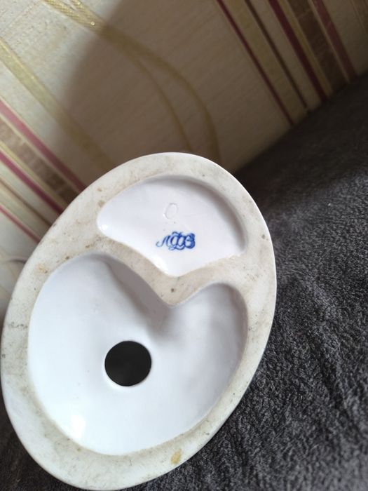 Фарфоровая статуэтка боксёр