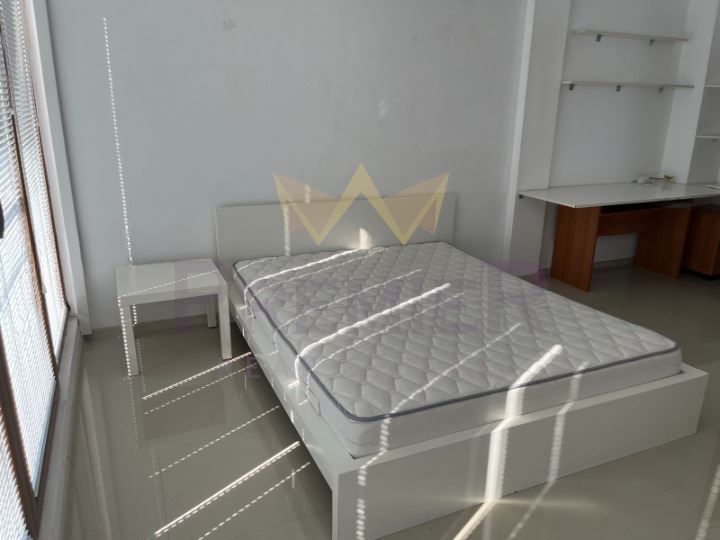 Дава се под наем Къща в Варна, м-т Траката - 285 кв.м за 1800 € - Снимка #3