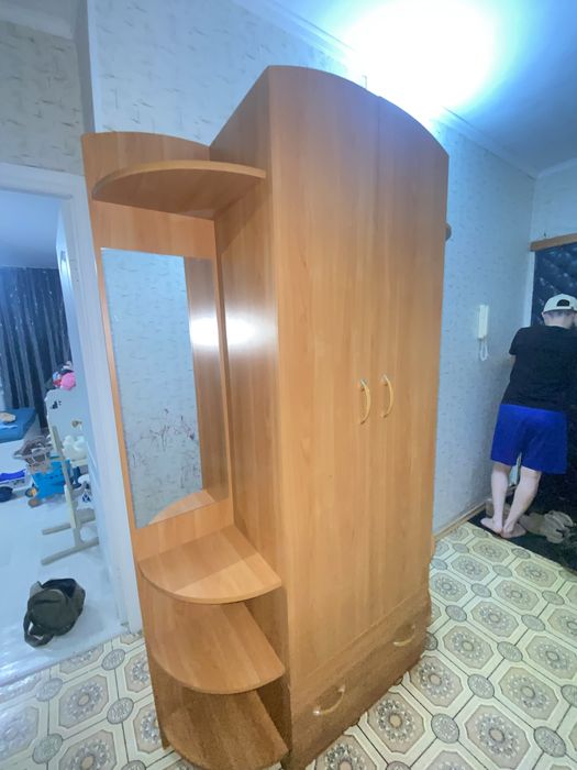 Шкаф и тумба для прихожей