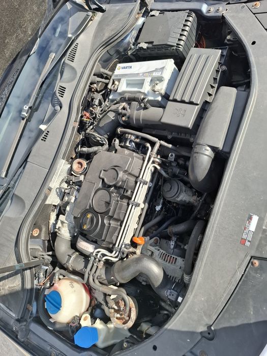 Motor complet fara accesorii 2.0 TDI 140cp cu DPF BMP , compatibil si cu BMM : VW Audi Skoda  momentan motorul e pe masina se poate proba