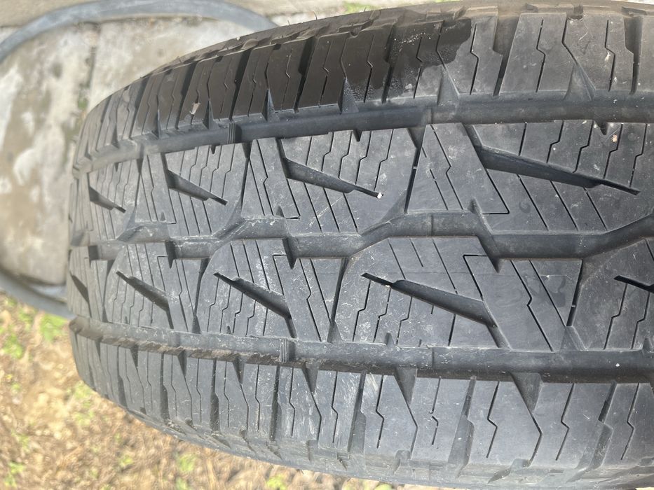 265/60/R18 bridgestone