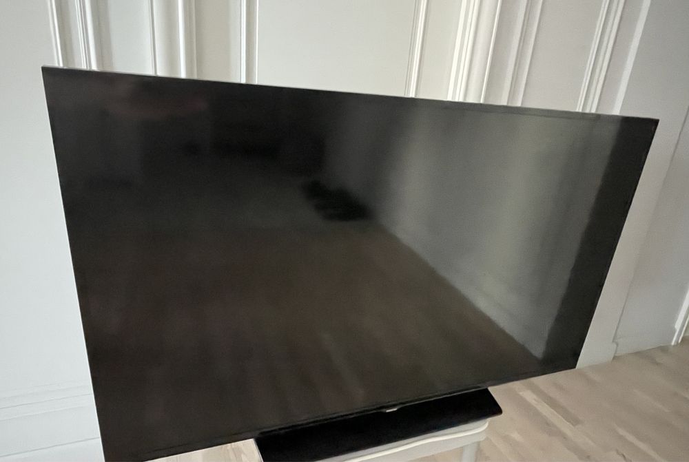 Телевизор Samsung Led черный