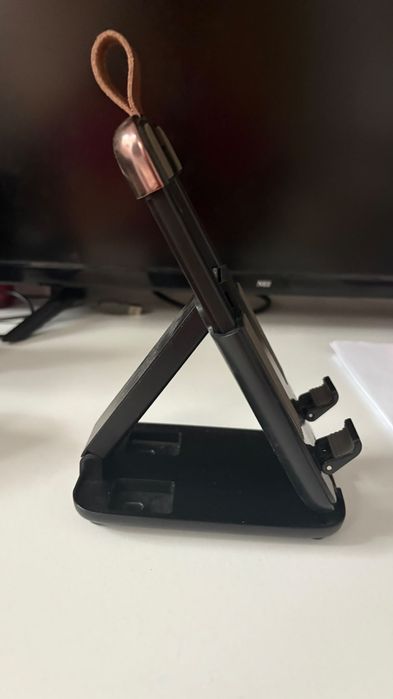 Suport pliabil pentru tabletă / telefon – reglabil, compact