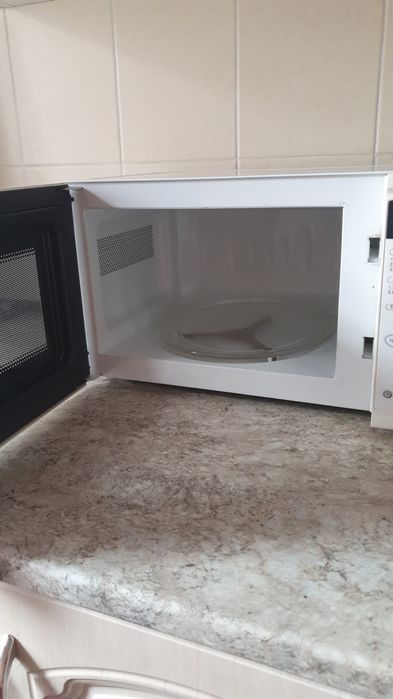 Микроволновка фирма LG