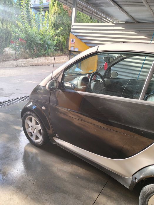 Автомобил Смарт 450