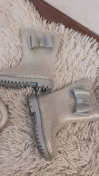Детски ботуши и маратонки Ugg Nike biomechanics tom tailor