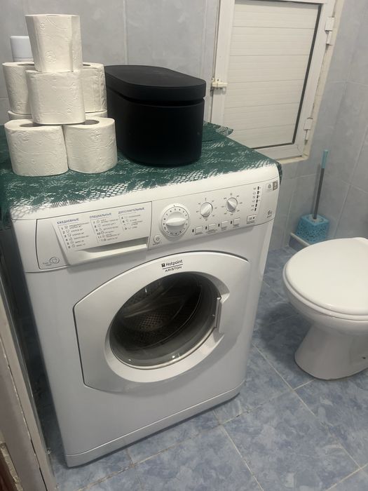 Стиральная машина Hotpoint-Ariston ARXL85, 6 кг