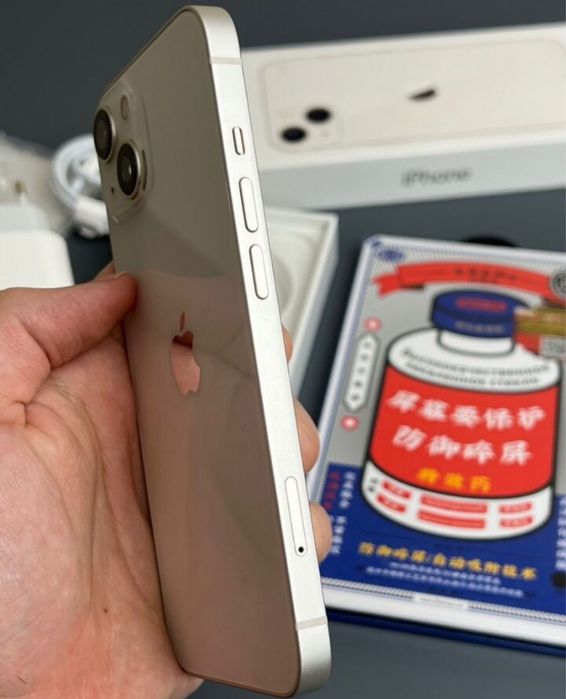 iPhone 13 128GB с гарантией