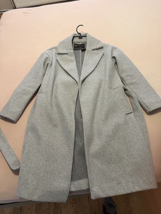 Дамско дълго  палто