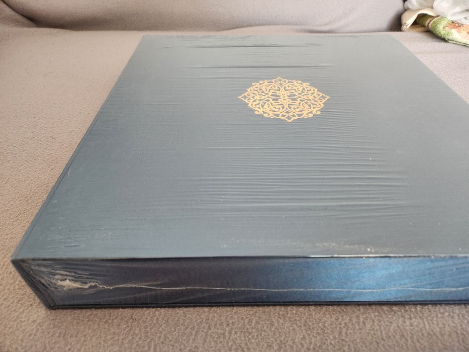 Книга УЗБЕКИСТАН 25 в упаковке