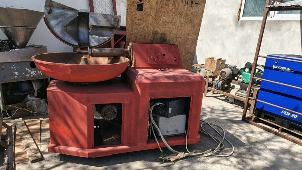 Еизил куитр 2200$