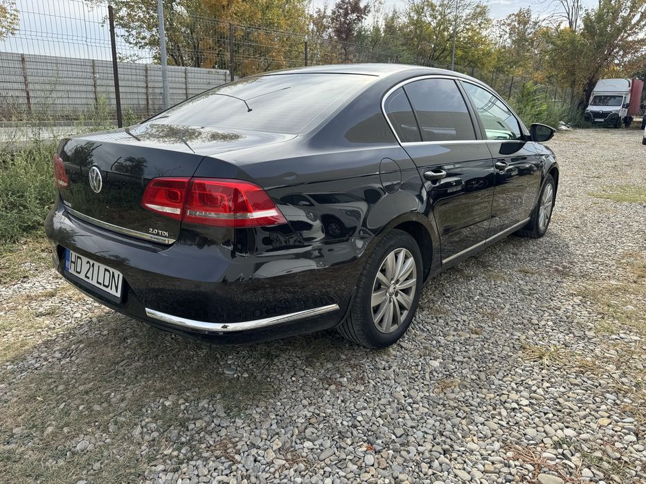 VOLKSWAGEN Passat 2012 — imagine 3