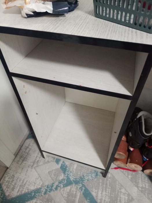 Продам зеркало есть низ типа полочки