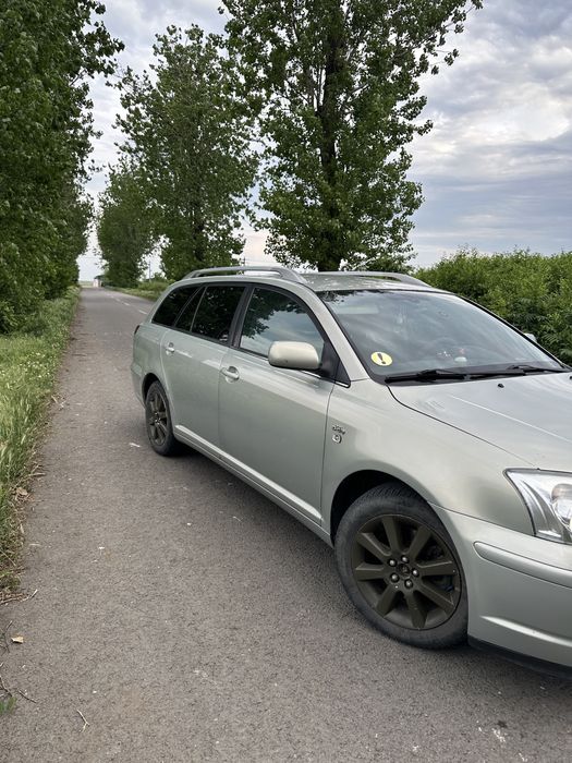 TOYOTA Avensis 2004 — imagine 3