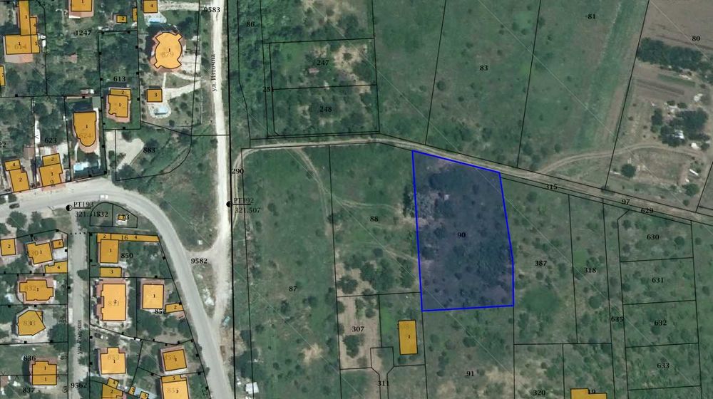 Продава се Парцел в с. Марково, Област Пловдив - 2640 кв.м за 140 €/кв.м - Снимка #1