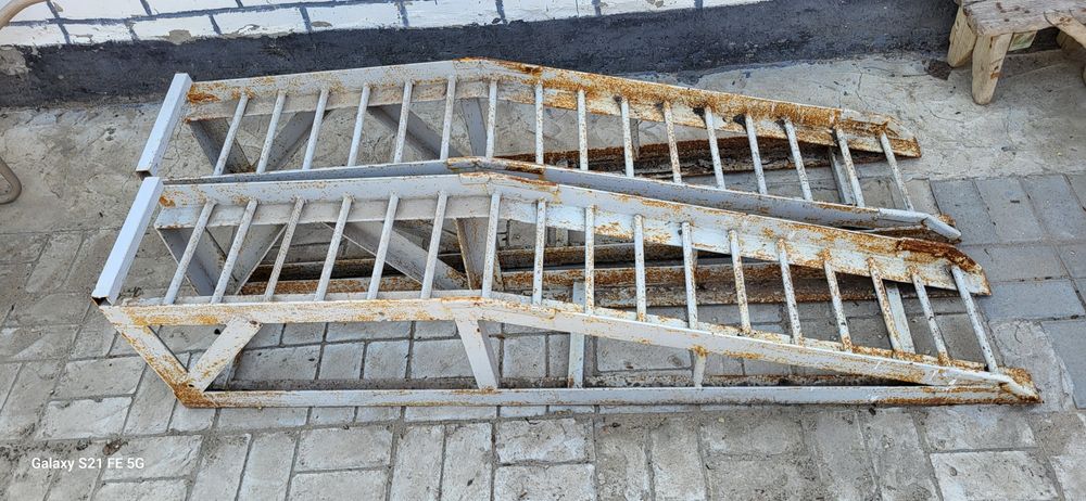 Продам эстакаду прочный