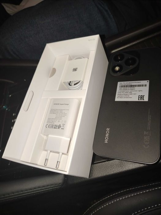 Срочно за 3 млн новый Honor 400 Lite