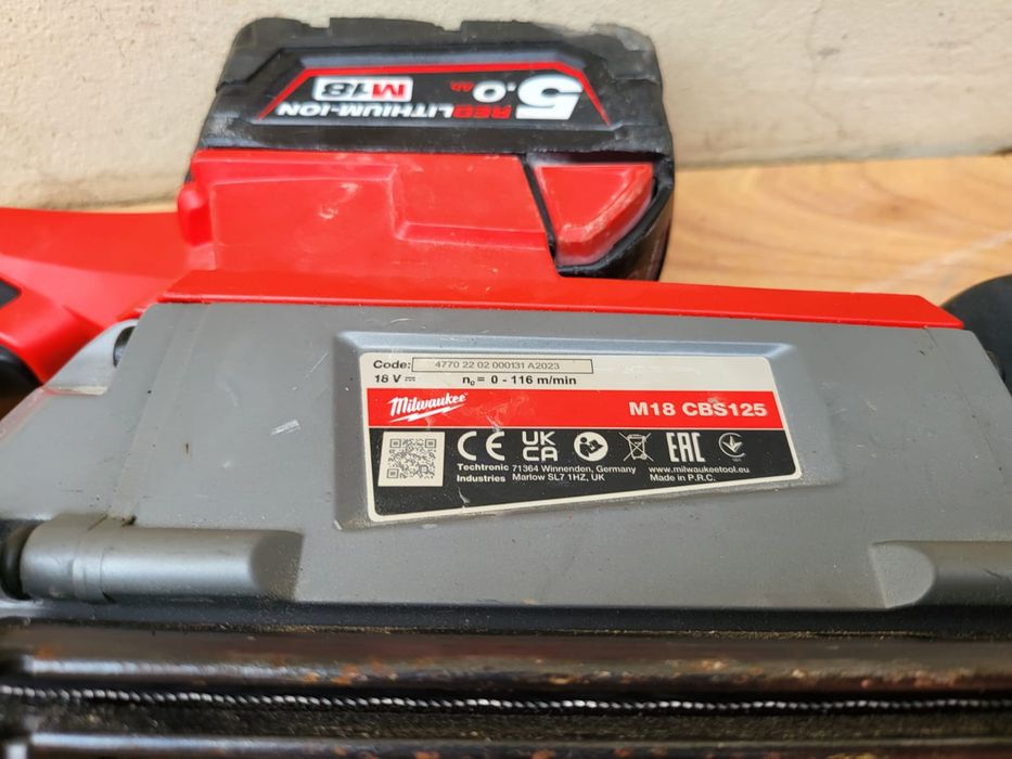 Fierăstrău cu bandă pt metal Milwauke M18  CBS 125