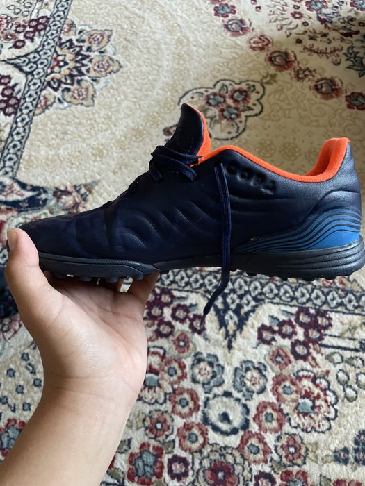 Продам сороконожки Adidas sense оригинал