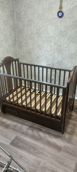 Детская кроватка