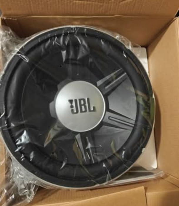 subwoofer 1400 w si 38 centimetri difuzorul stare buna cu proba la fata locului 1400 wati 350 wati rms